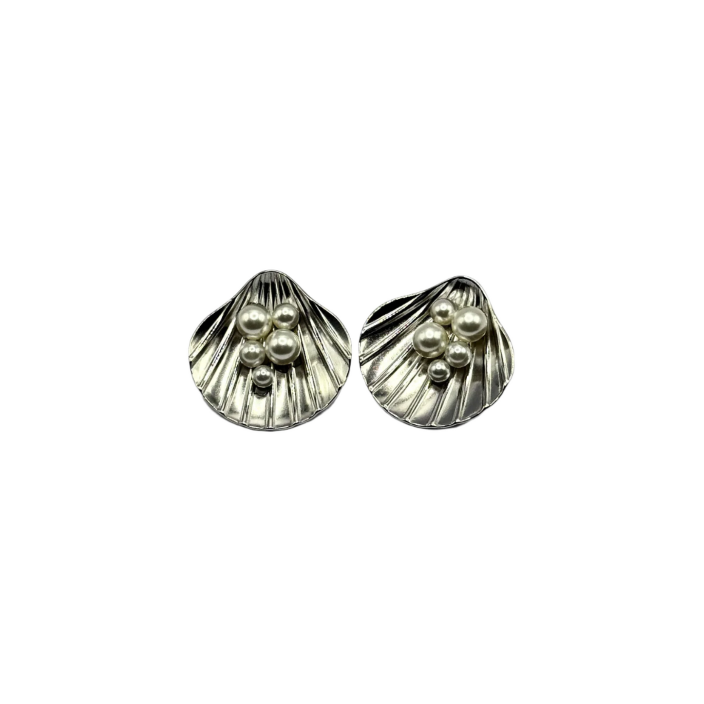 Shell Earrings with Pearls