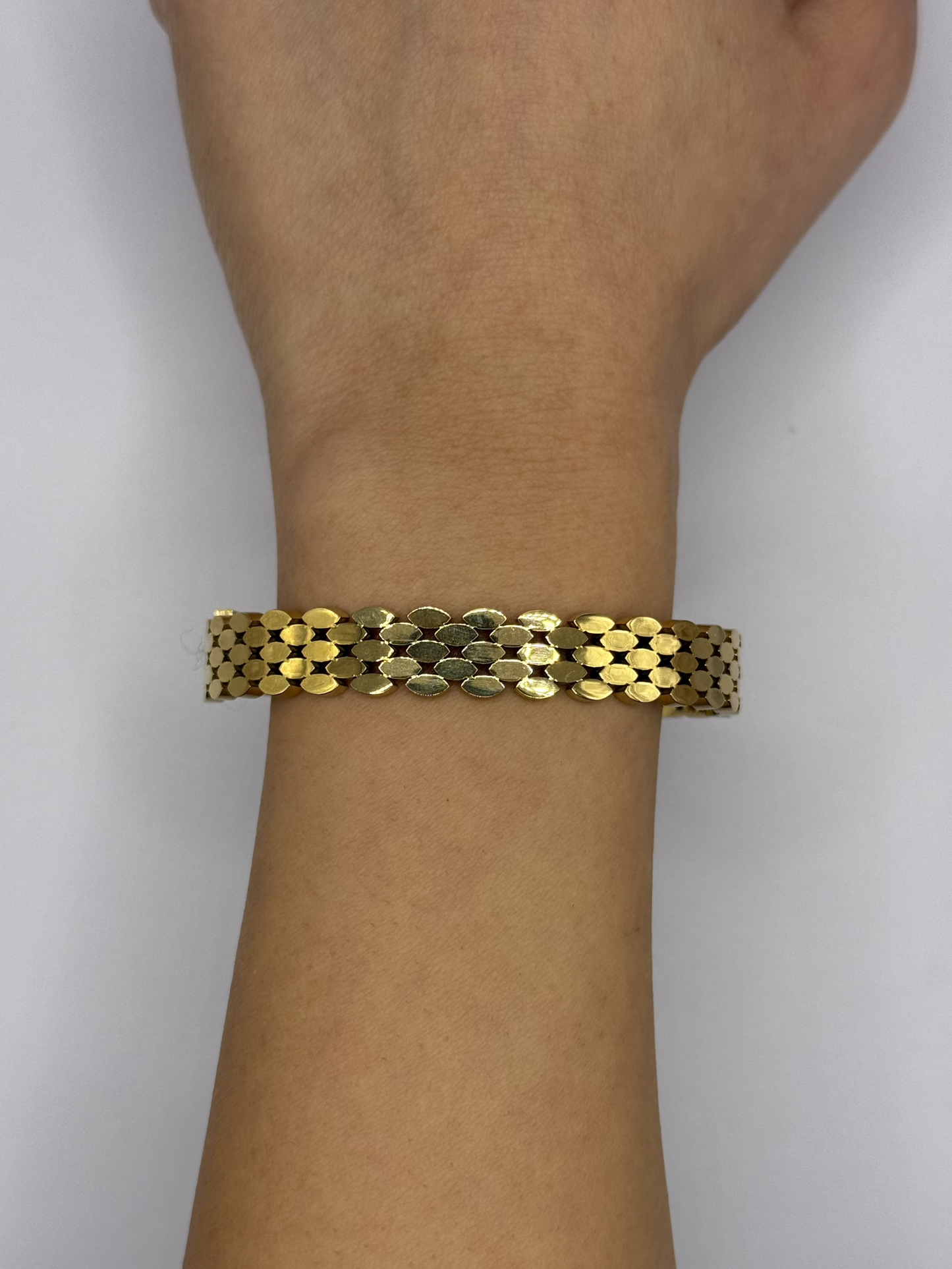 Chunky Corda Cuff