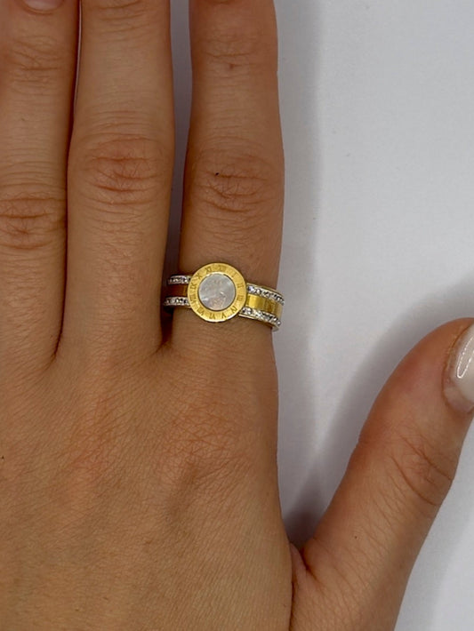 Single Band Gold and Silver Ring