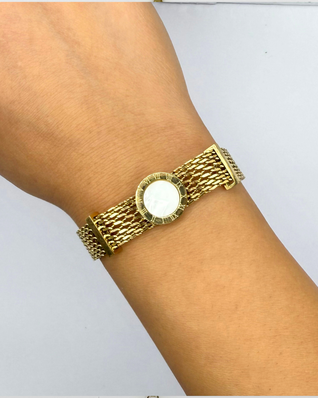 Time Barrel Chainlink Bracelet