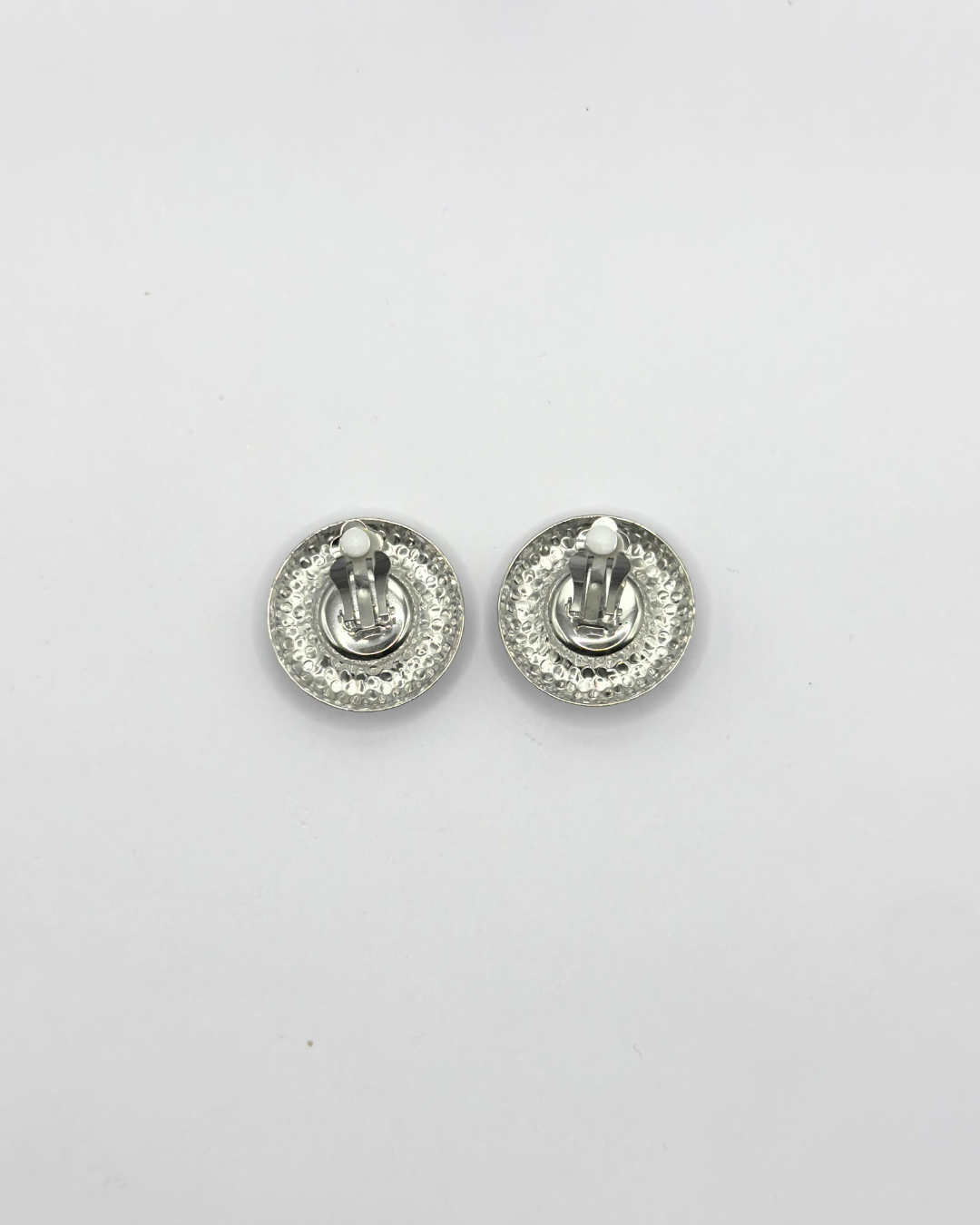Oval Pearl Clip Earrings in Silver