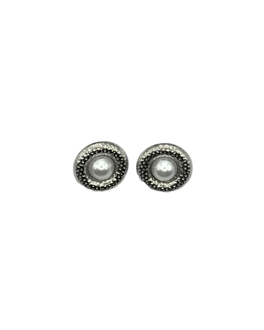 Oval Pearl Clip Earrings in Silver