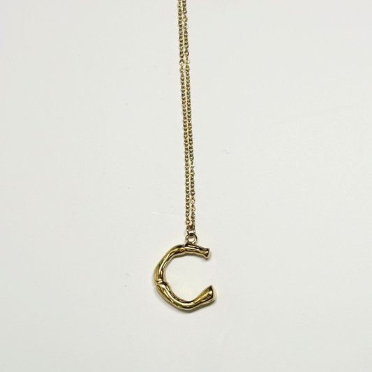 Victoria Initial Necklace- C in Gold